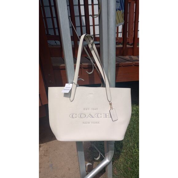 Coach CC050 Cameron Large Chalk Pebbled Tote Bag - Picture 1 of 11